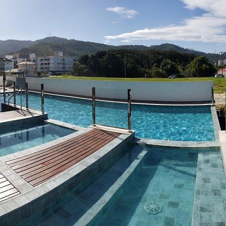 Cobertura Velejar Em Condominio Clube - Com Area De Lazer 고베르나도르 셀소 하모스 외부 사진